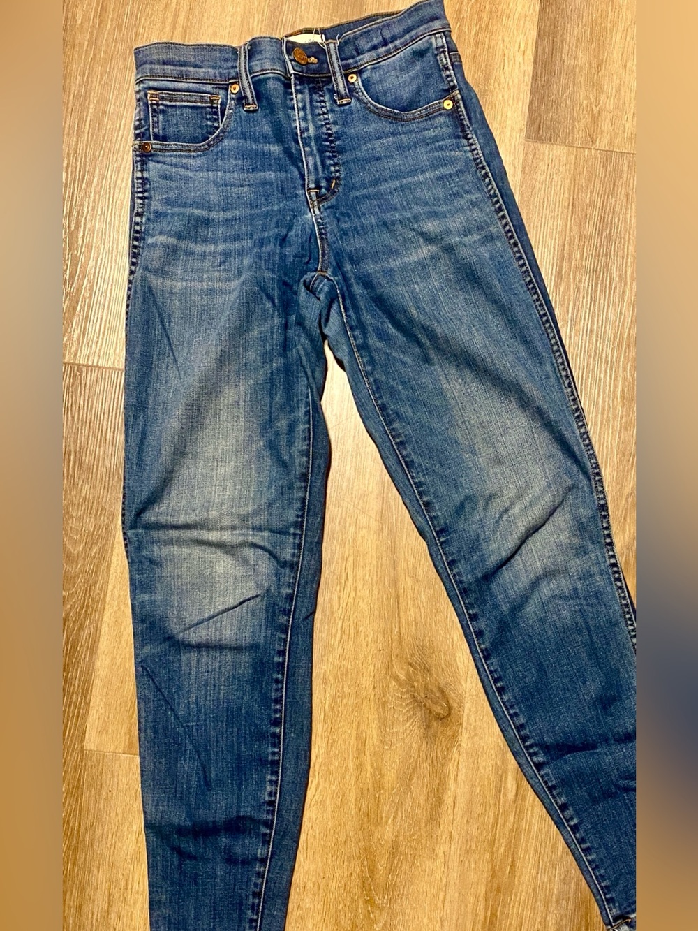Madewell Women Skinny Jeans in Dark Blue with Gold Stitching